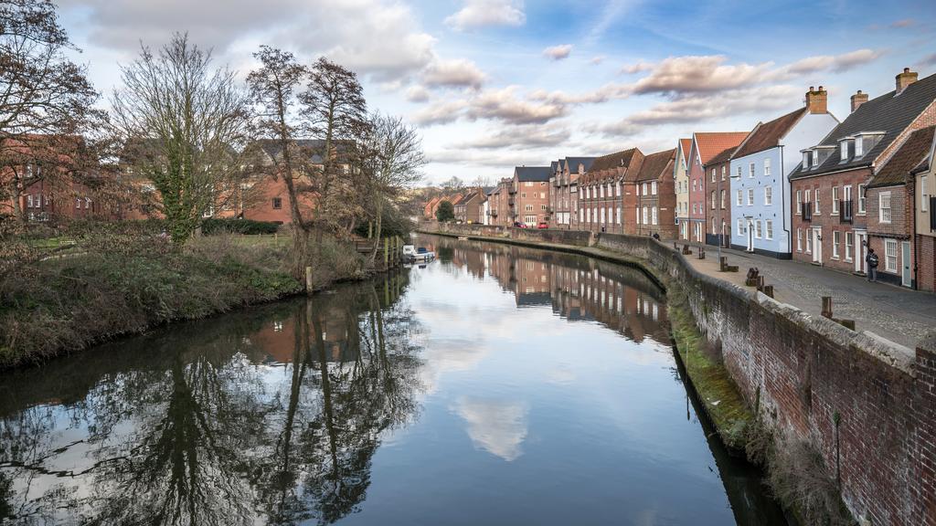Perfect 2 Bedroom Apartment Located In City Centre With Parking Space Norwich Exterior photo